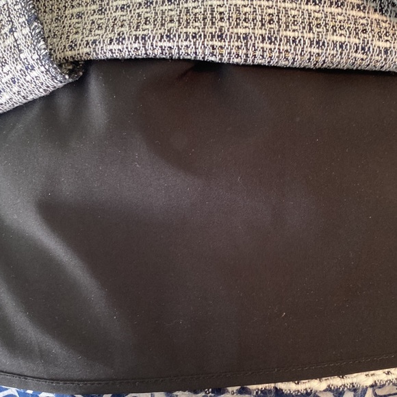 Sail to Sable Metallic Silver Tweed Striped Fringe Top - S - Picture 9 of 13